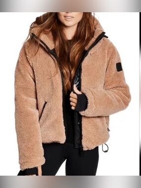 SAM New York Cozy‎ Teddy Shearling Goose Down Jacket in Camel Size S